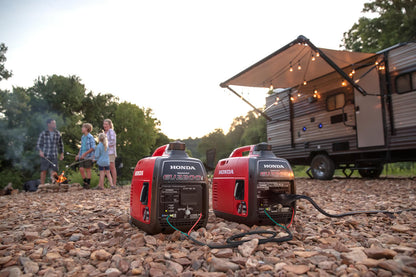 EU2200i
EU2200ITAN
2200 watt 120V inverter generator with CO-MINDER™